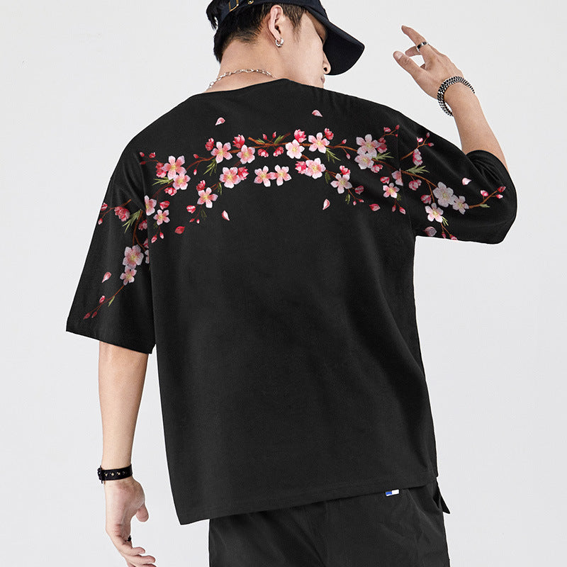 Loose Fitting Plum Blossom Embroidered Short Sleeved T-shirt